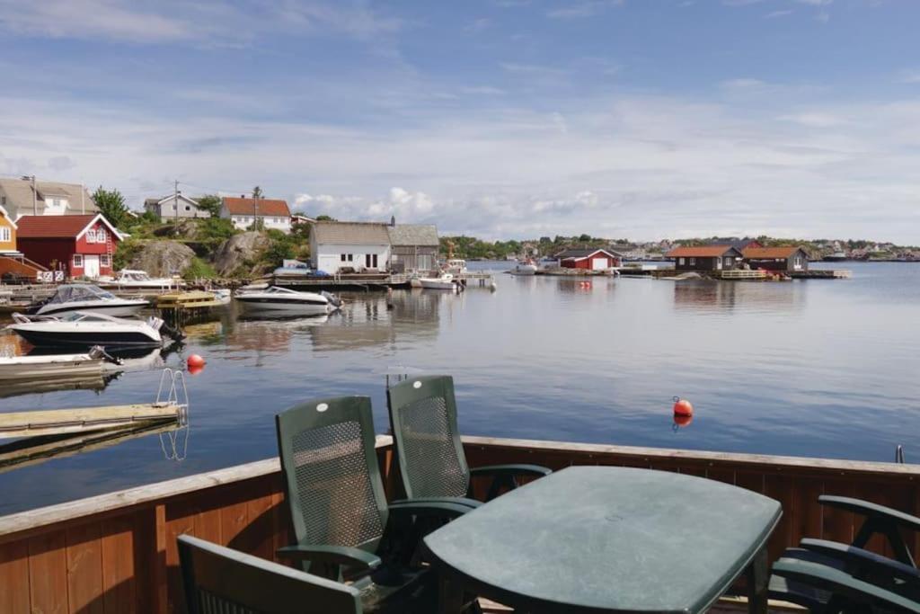 Ferie Pa Bryggekanten I Kristiansand, Flekkeroy Exterior foto